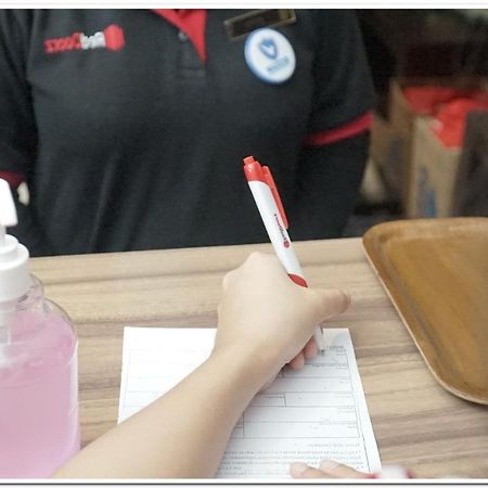 Reddoorz Plus Near Stie Ykpn 2 Maguwo Bagian luar foto