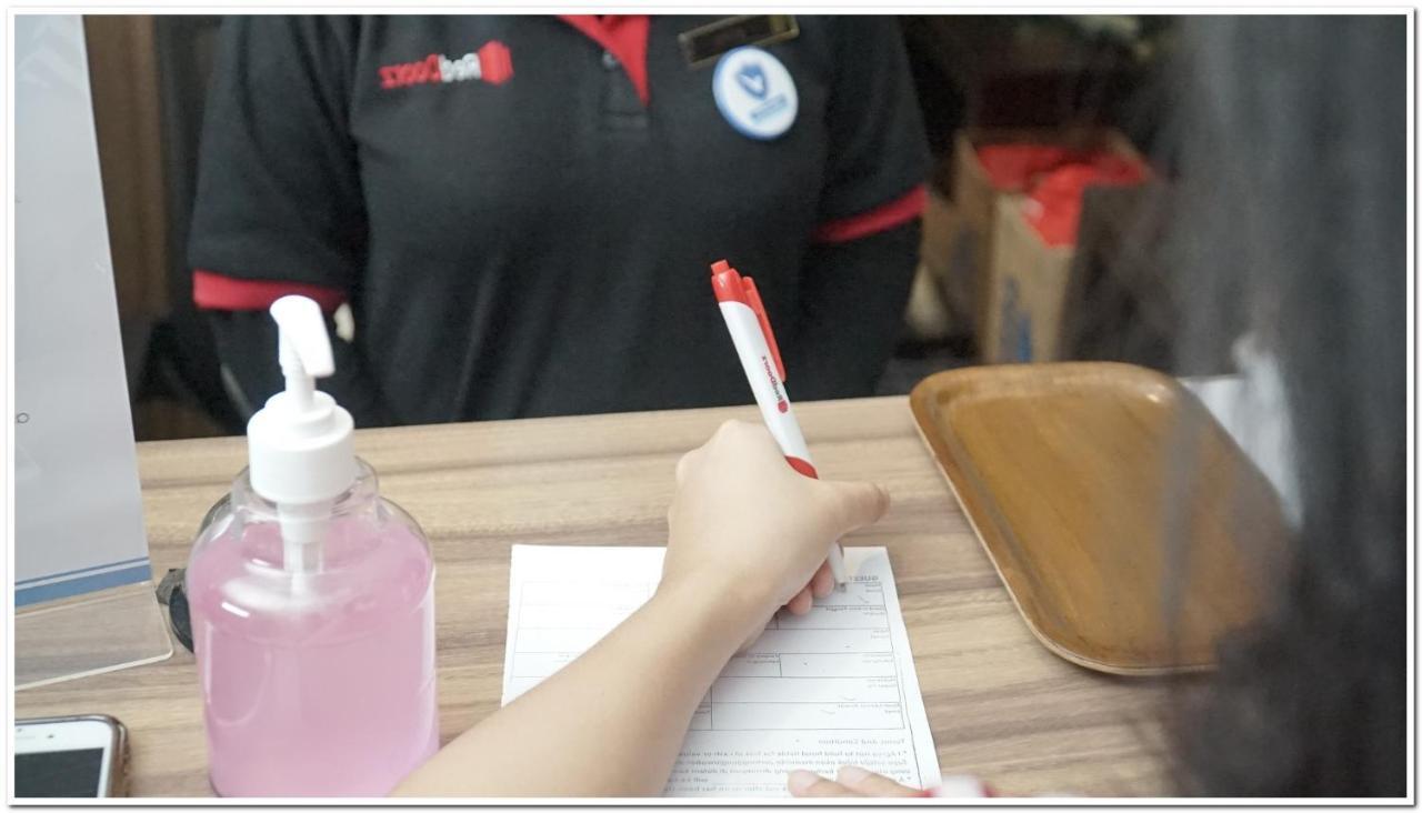 Reddoorz Plus Near Stie Ykpn 2 Maguwo Bagian luar foto